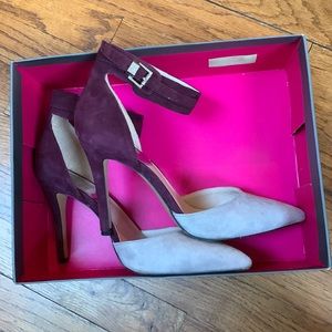 Vince camuto hells